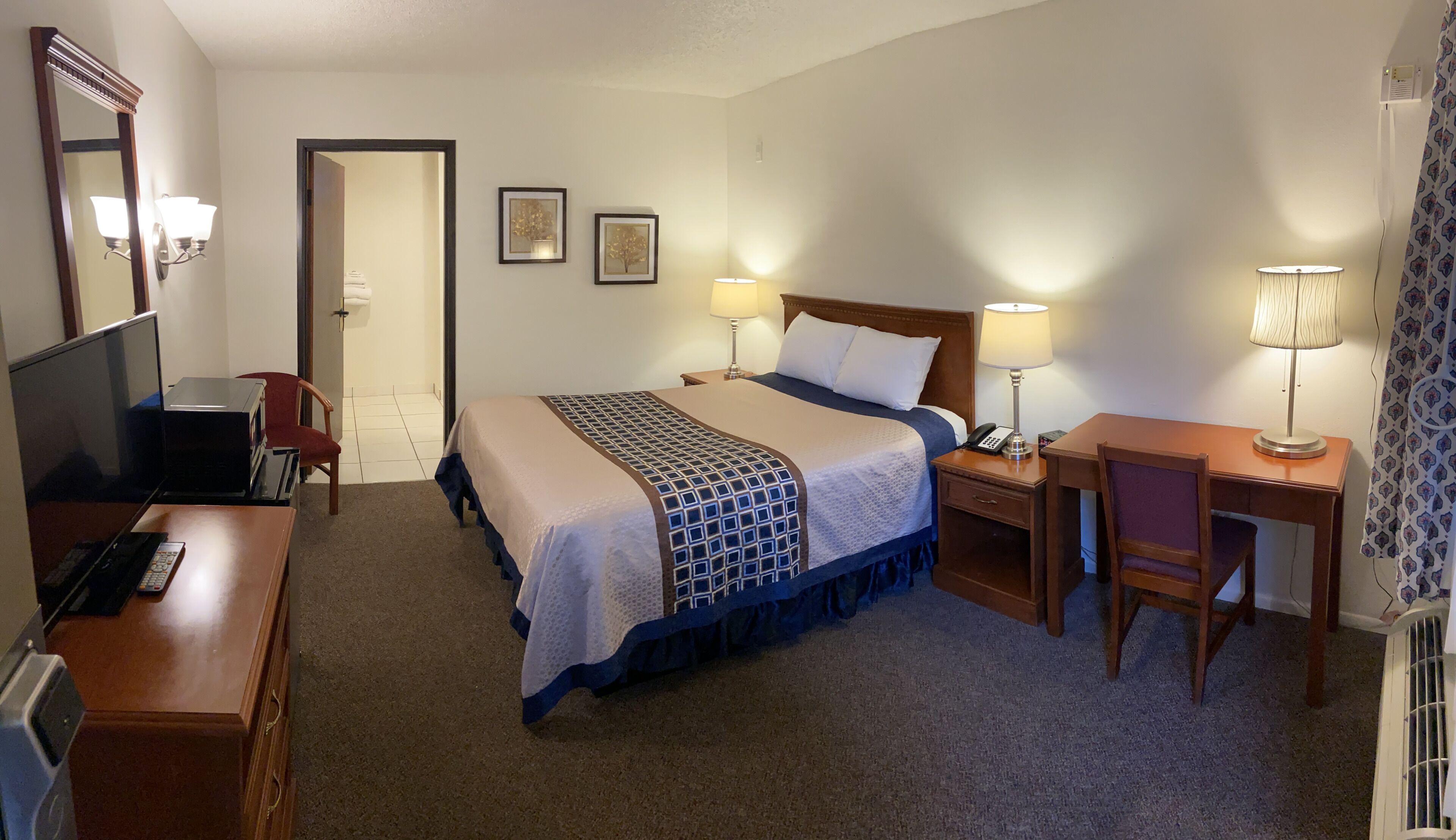 Vantage Point Inn - Woodland Hills — Photos 1